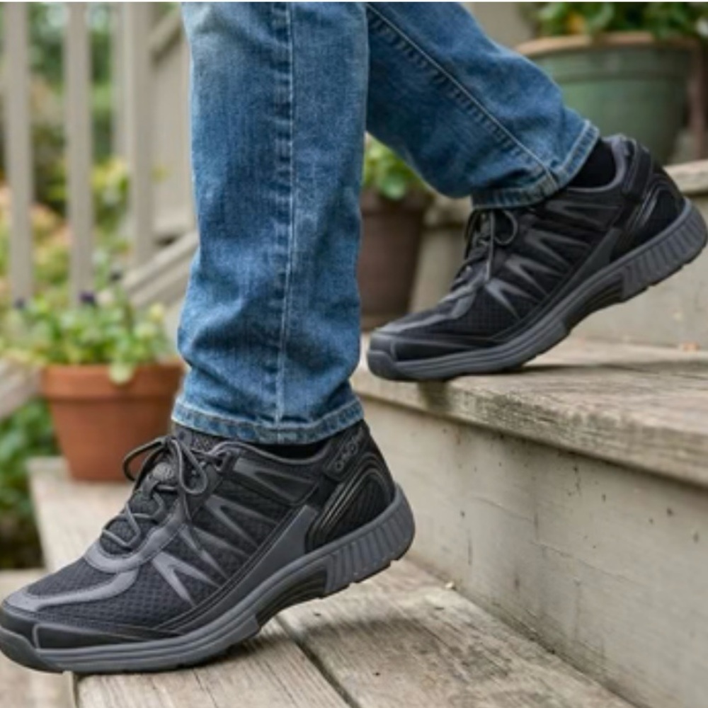 NEW Orthofeet Sprint 675 Men’s Orthopedic Black Shoes Sneakers, 8.5 X-Wide (4E)